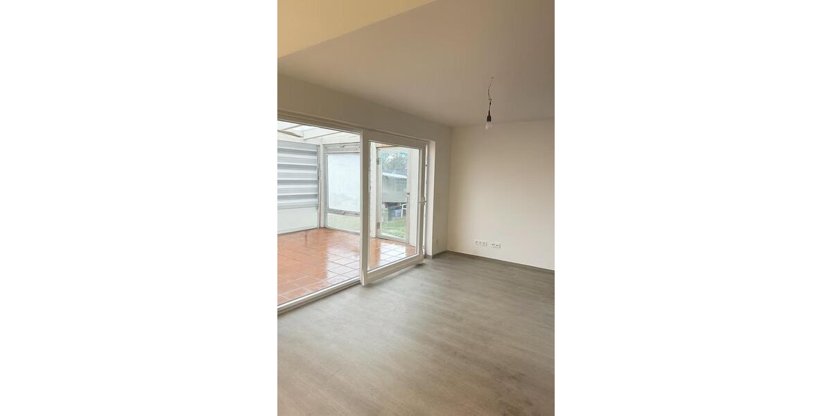 Erdgeschoßwohnung Blieskastel - 2 Zimmer, 63 m&sup2;, 700&euro; | Angebot:25355014