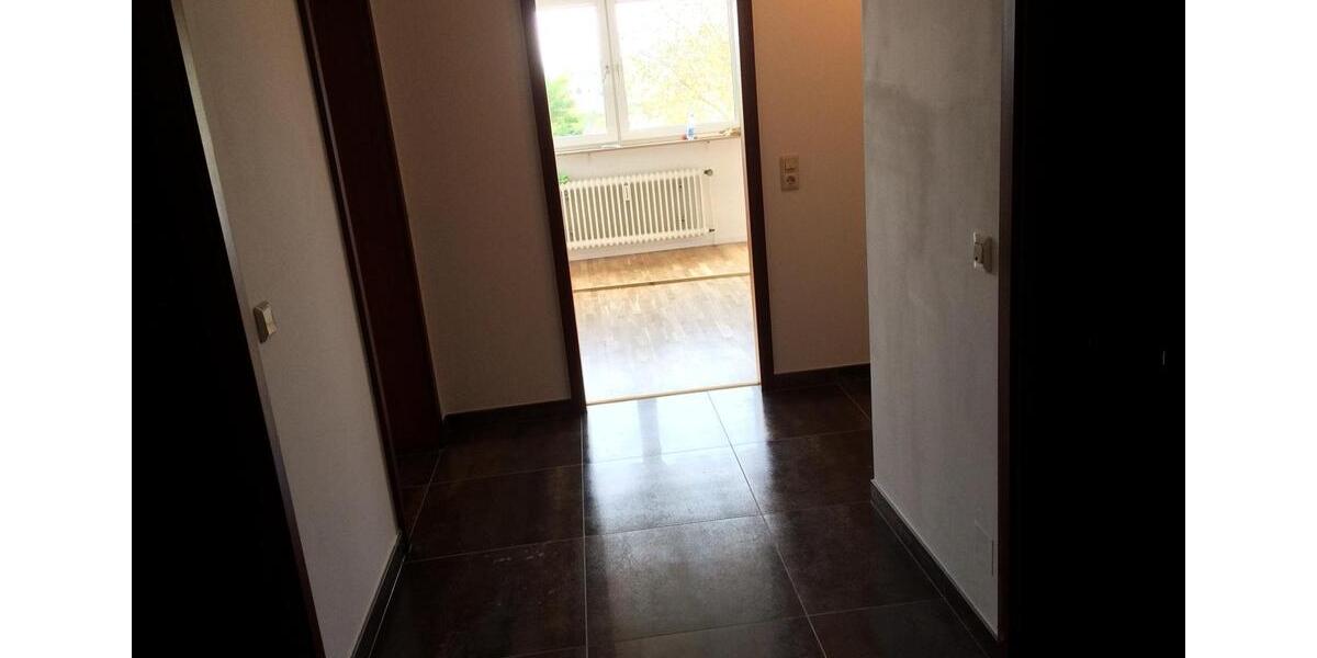 Erdgeschoßwohnung Kleinblittersdorf - 3.5 Zimmer, 90 m&sup2;, 800&euro; | Angebot:24468875