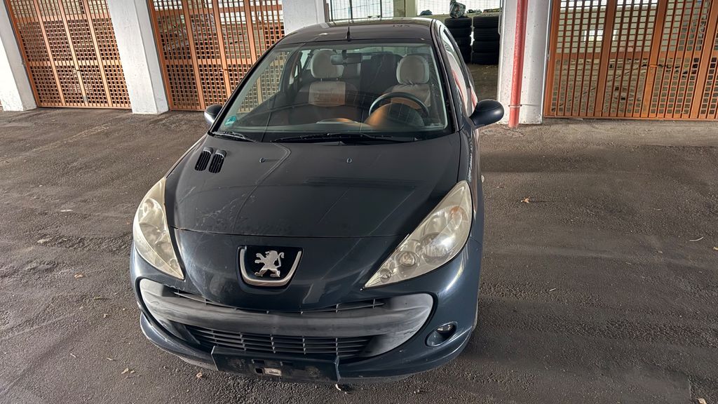 Peugeot 206 113.000 km 1.200 &euro; Saarbrücken 66121