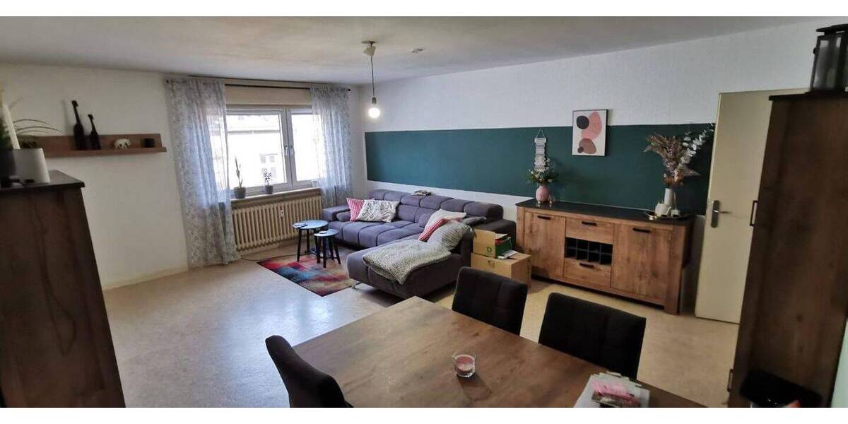 Etagenwohnung Saarbrücken St Johann - 3 Zimmer, 97 m&sup2;, 980&euro; | Angebot:26891885
