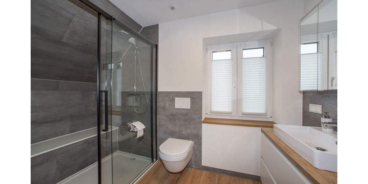 Mehrfamilienhaus, Wohnhaus Illingen / Uchtelfangen Uchtelfangen - 4 Zimmer, 118 m&sup2;, 210.000&euro; | Angebot:25799965