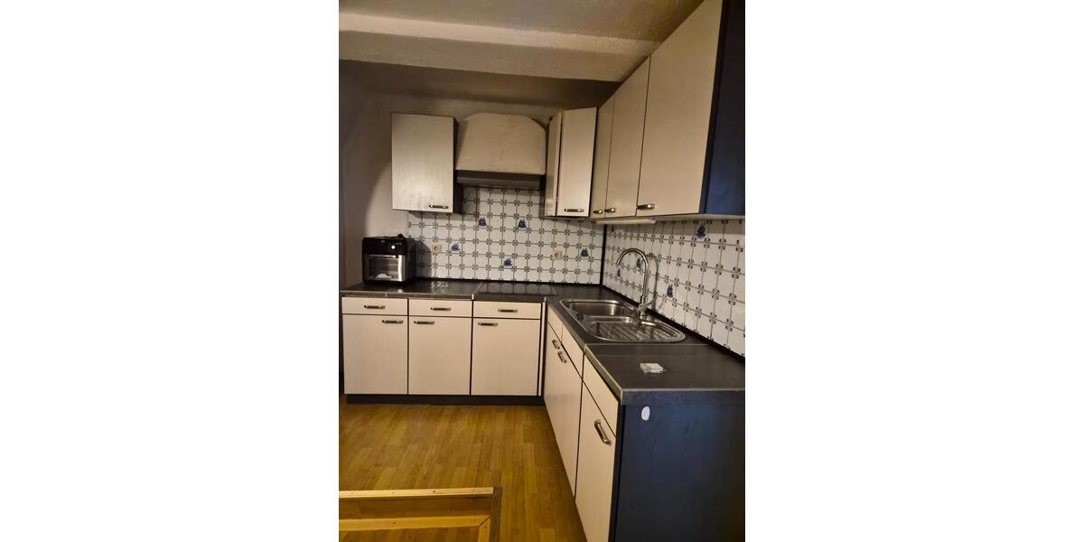 Etagenwohnung Neunkirchen - 1 Zimmer, 60 m&sup2;, 480&euro; | Angebot:25417801