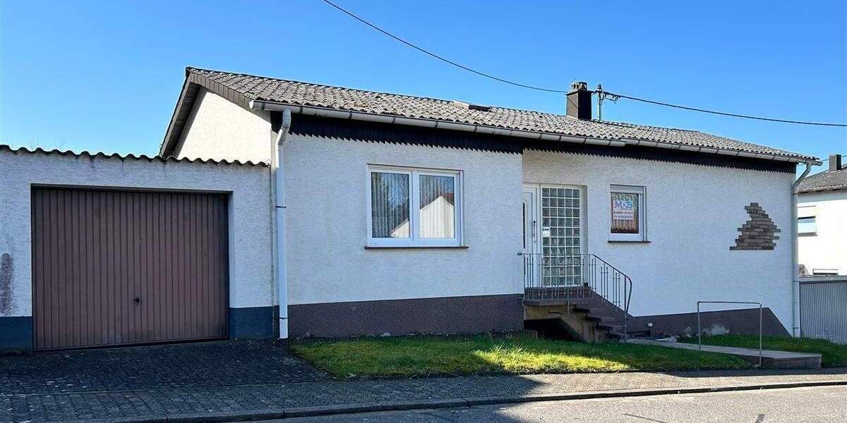 Mehrfamilienhaus, Wohnhaus Illingen Hüttigweiler - 4 Zimmer, 110 m&sup2;, 205.000&euro; | Angebot:25801938