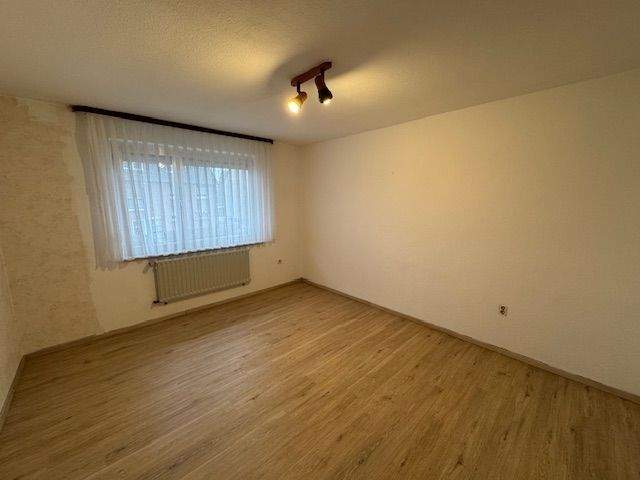 Mehrfamilienhaus, Wohnhaus Ramstein-Miesenbach Ramstein - 8 Zimmer, 185 m&sup2;, 398.000&euro; | Angebot:25666645