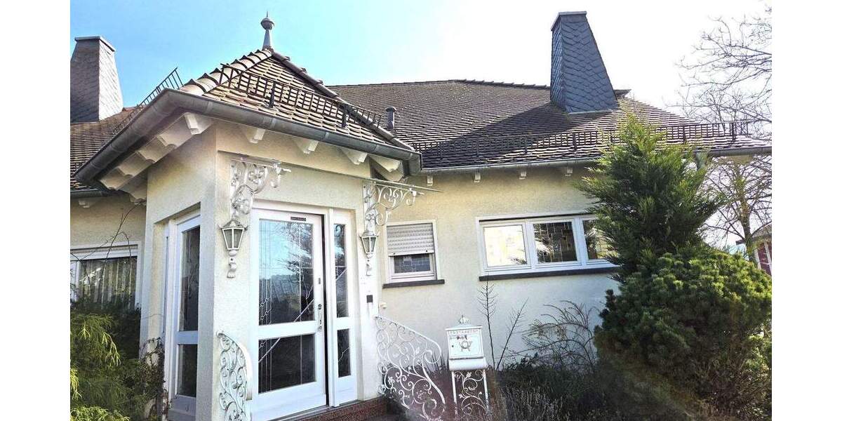 Einfamilienhaus Ottweiler Fürth - 8 Zimmer, 290 m&sup2;, 425.000&euro; | Angebot:25801718