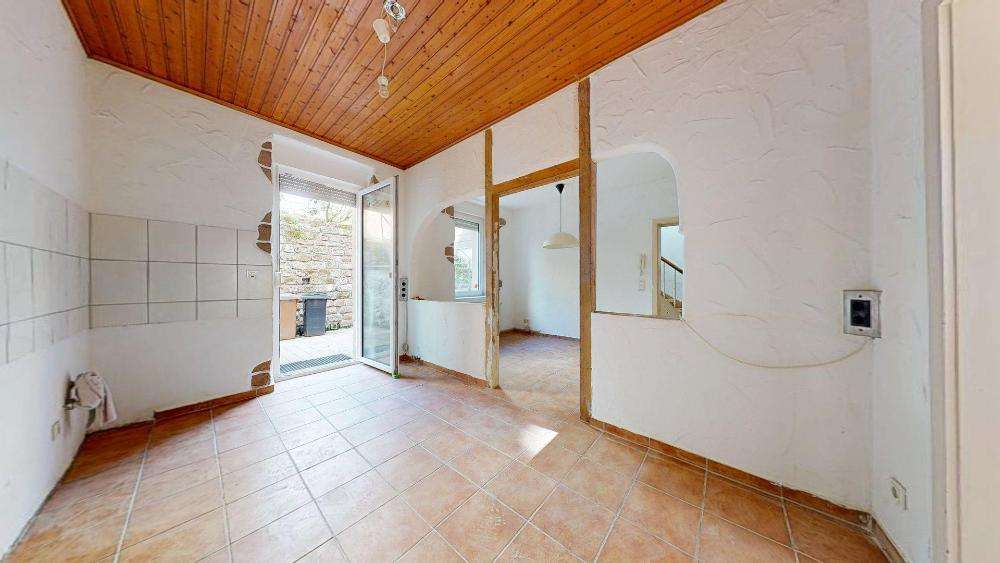 Einfamilienhaus Pirmasens - 7 Zimmer, 181 m&sup2;, 145.000&euro; | Angebot:26889642