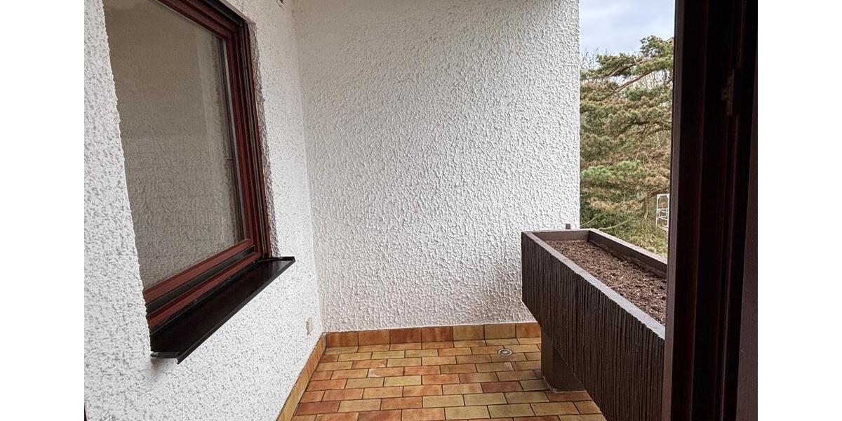 Etagenwohnung Saarbrücken Malstatt - 3 Zimmer, 75 m&sup2;, 150.000&euro; | Angebot:25159367