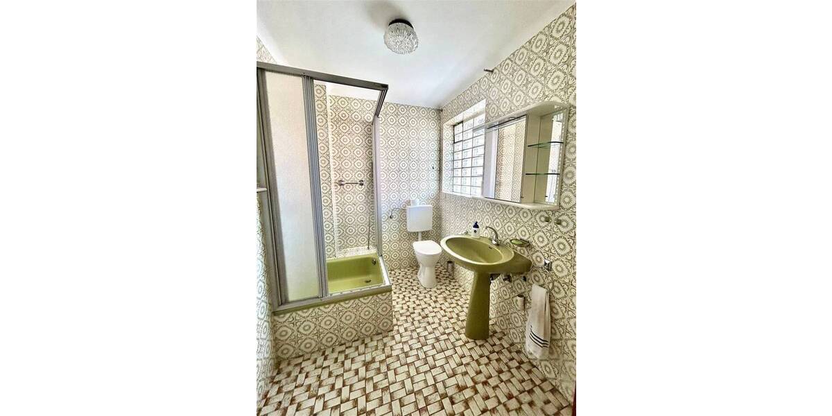 Mehrfamilienhaus, Wohnhaus Quierschied - 8 Zimmer, 198 m&sup2;, 287.000&euro; | Angebot:25745731