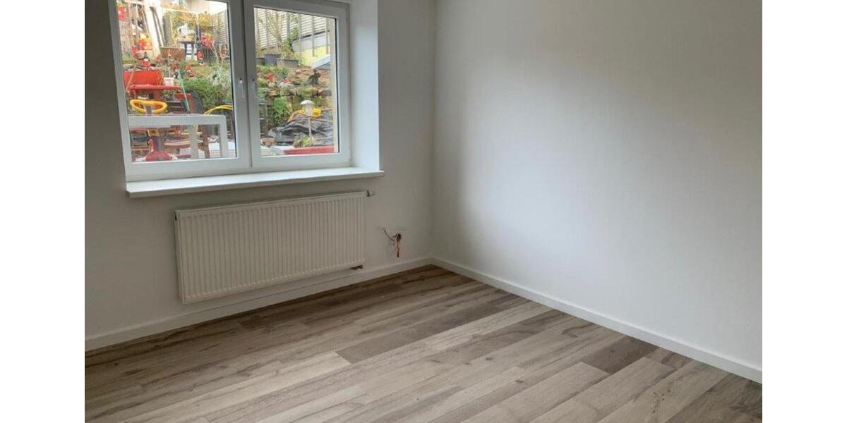 Erdgeschoßwohnung Sankt Ingbert - 3.5 Zimmer, 103 m&sup2;, 825&euro; | Angebot:25942085
