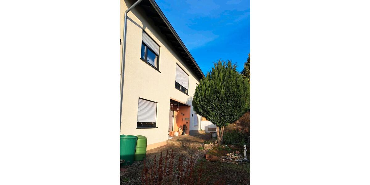 Einfamilienhaus Sankt Wendel - 8 Zimmer, 221 m&sup2;, 268.500&euro; | Angebot:25427228