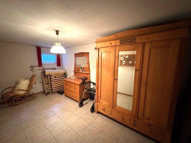Einfamilienhaus Theisbergstegen Godelhausen - 9 Zimmer, 204 m&sup2;, 259.000&euro; | Angebot:26036902