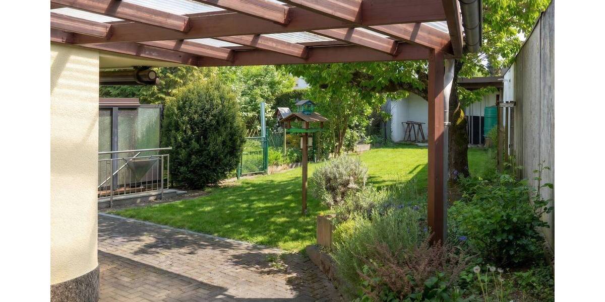 Einfamilienhaus Saarbrücken Malstatt - 7 Zimmer, 134 m&sup2;, 349.000&euro; | Angebot:26741535