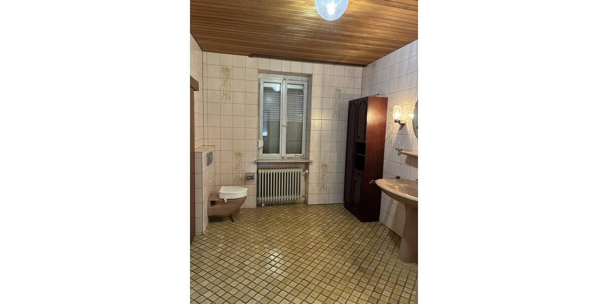 Einfamilienhaus Saarbrücken Dudweiler - 5 Zimmer, 91 m&sup2;, 75.000&euro; | Angebot:26036805