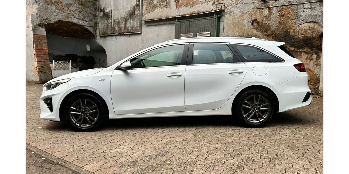 Kia ceed Sportswagon 128.000 km 13.400 &euro; Saarbrücken 66117