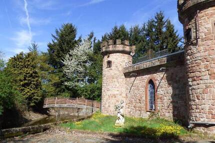 Haus Landstuhl - 8 Zimmer, 252 m&sup2;, 599.000&euro; | Angebot:26207457