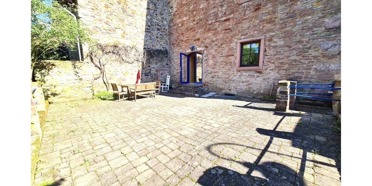 Zur Vermietung: Historisches Wohnen neu definiert – liebevoll saniertes Haus mit 155 m² in Altenglan - Reihenmittelhaus Altenglan | Angebot:26366100