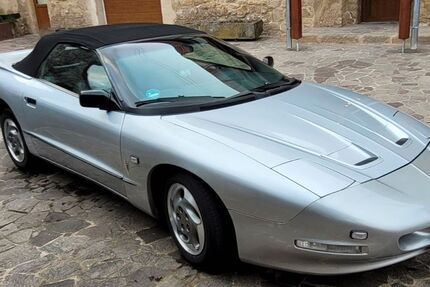 Pontiac Firebird 156.000 km 10.900 &euro; Kusel 66869