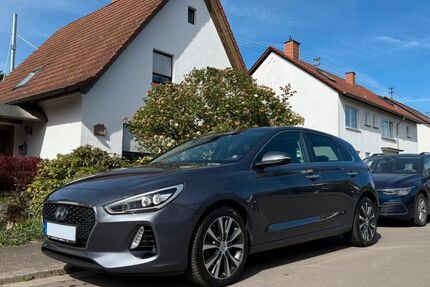 Hyundai i30 145.000 km 9.400 &euro; Riegelsberg 66292