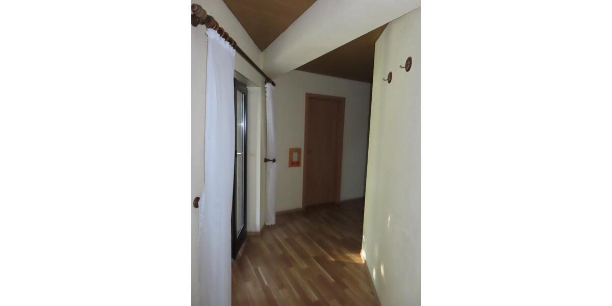 Dachgeschoßwohnung Blieskastel - 2 Zimmer, 99 m&sup2;, 900&euro; | Angebot:25598973