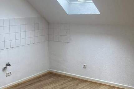 Wohnung Saarbrücken Scheidt - 3 Zimmer, 97 m&sup2;, 685&euro; | Angebot:25667071