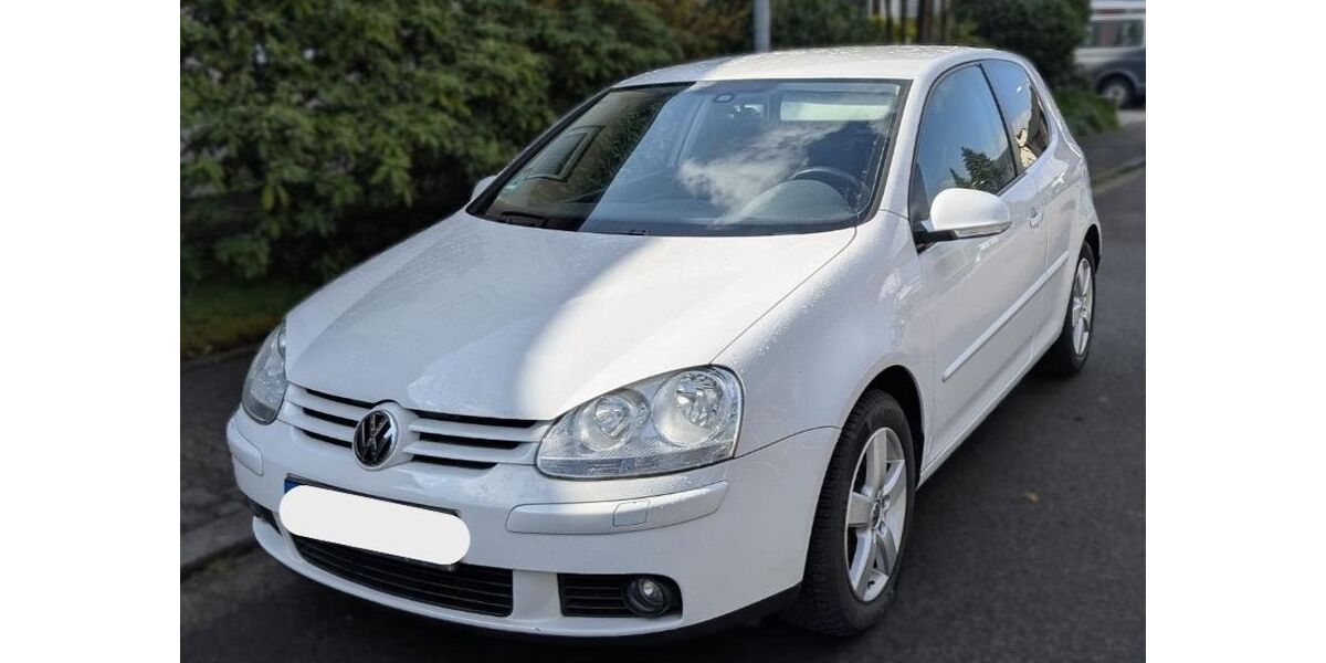 VW Golf 104.754 km 4.290 &euro; Saarbrücken 66121