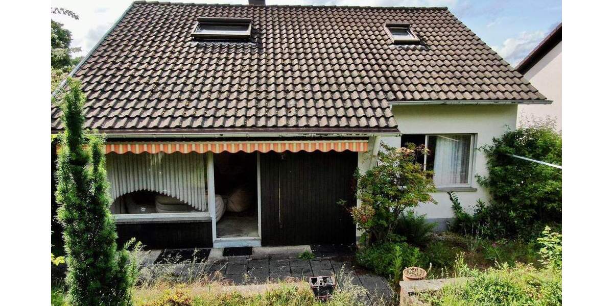 Freistehendes Einfamilienhaus in Top Lage in der Albert-Weisgerber-Allee - Einfamilienhaus Sankt Ingbert St. Ingbert | Angebot:25567887