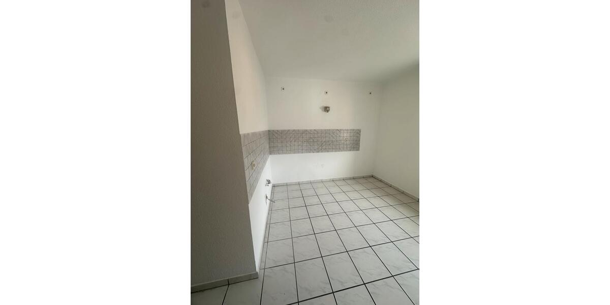 Erdgeschoßwohnung Sankt Ingbert - 3 Zimmer, 80 m&sup2;, 750&euro; | Angebot:25994666
