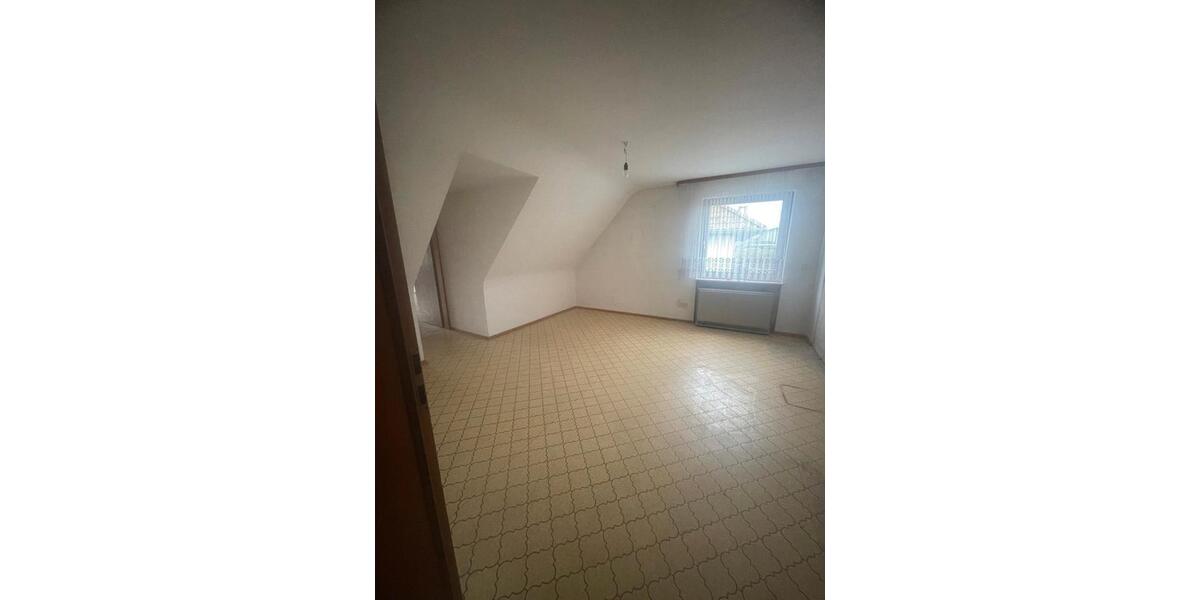 Einfamilienhaus Heusweiler - 8 Zimmer, 220 m&sup2;, 338.000&euro; | Angebot:26702835