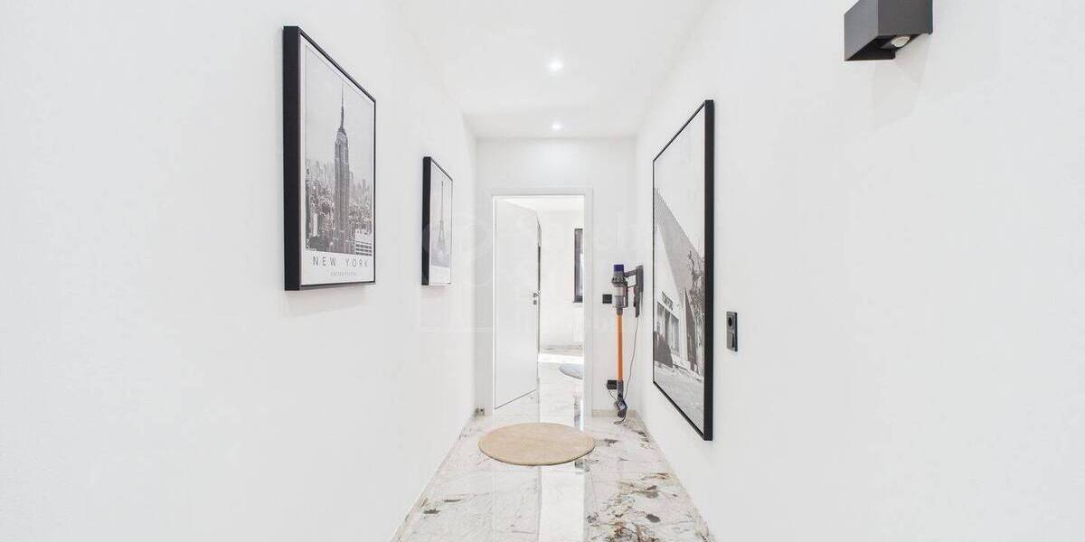 Luxuriöse Liegenschaft in Kirkel - mit Stellplätzen, Doppelgarage & Garten - keine Käuferprovision! - Villa Kirkel Kirkel-Neuhäusel | Angebot:26120749