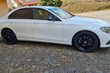 Mercedes-Benz E 220 107.000 km 23.900 &euro; Kottweiler-Schwanden 66879