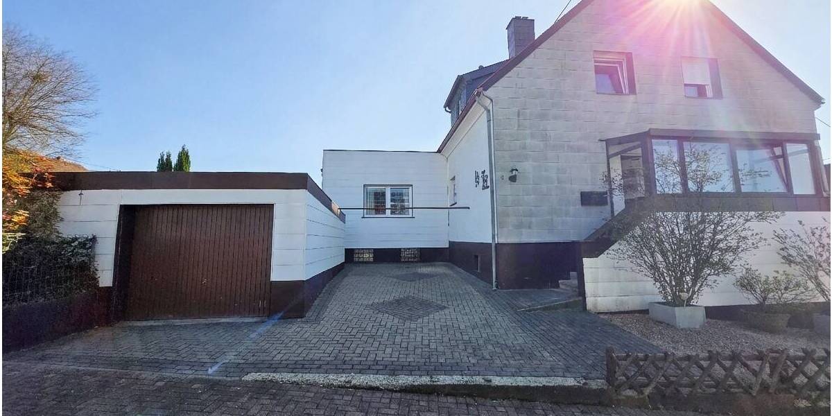 Mehrfamilienhaus, Wohnhaus Schiffweiler - 6 Zimmer, 150 m&sup2;, 274.900&euro; | Angebot:25970169