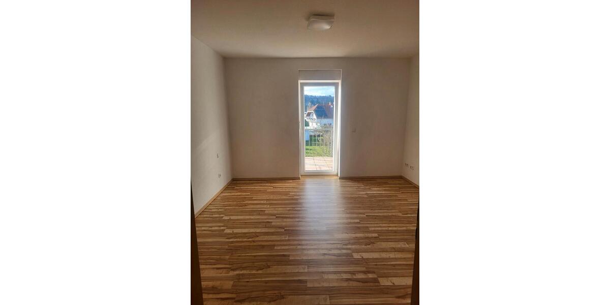 Etagenwohnung Blieskastel - 3 Zimmer, 95 m&sup2;, 760&euro; | Angebot:25419301