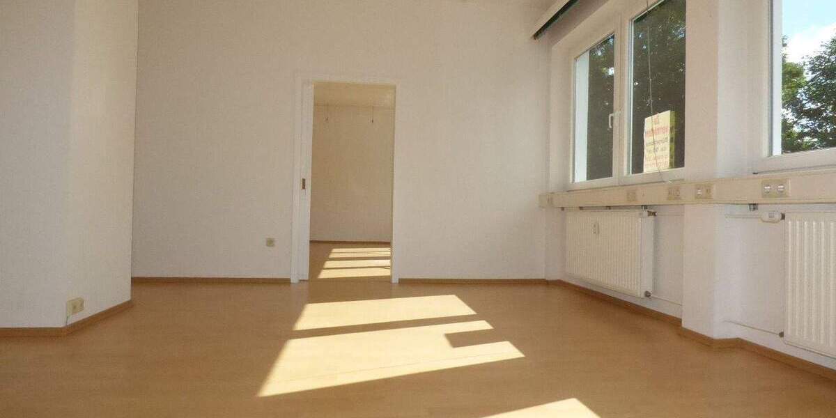Gewerbeobjekt St. Ingbert Rentrisch - 3 Zimmer, 82 m&sup2;, 380&euro; | Angebot:25731087