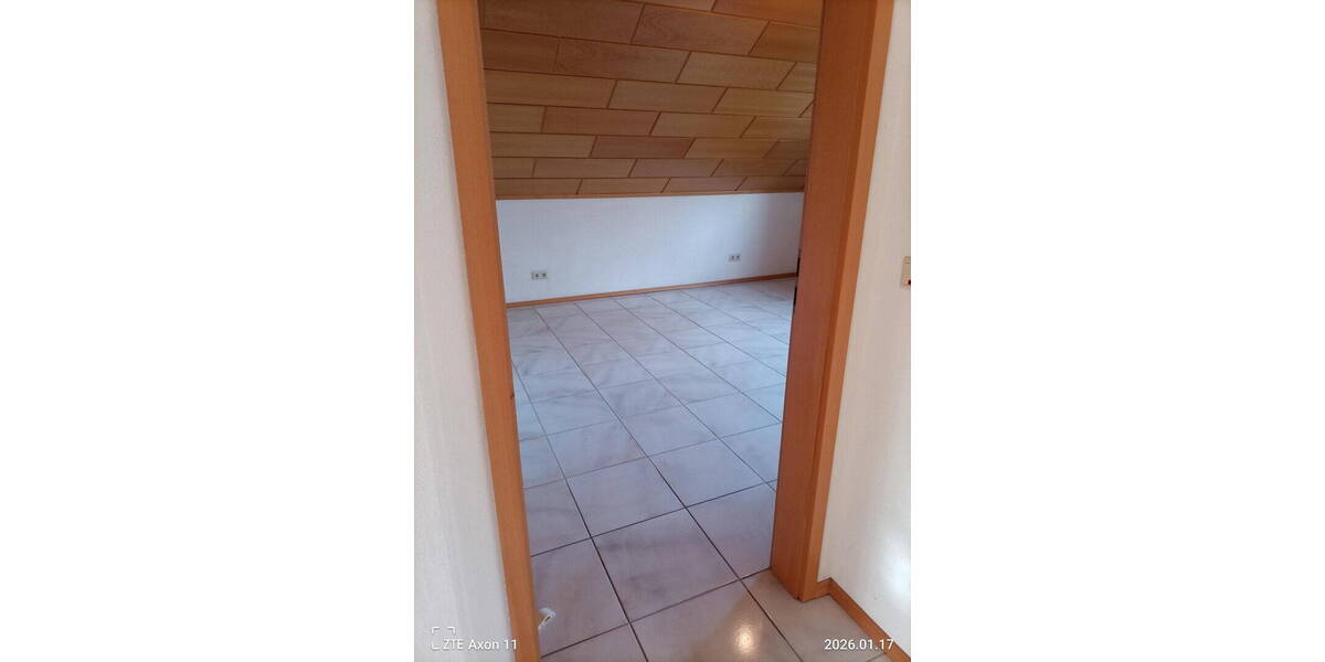 Etagenwohnung Ramstein-Miesenbach Miesenbach - 3 Zimmer, 118 m&sup2;, 260.000&euro; | Angebot:26595215