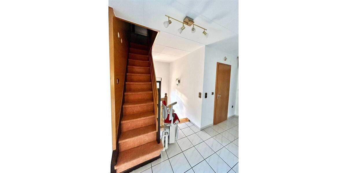 Mehrfamilienhaus, Wohnhaus Quierschied - 8 Zimmer, 198 m&sup2;, 287.000&euro; | Angebot:25745731