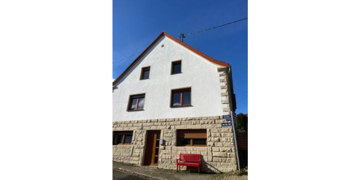 Hochparterre Saarbrücken Brebach-Fechingen - 3 Zimmer, 80 m&sup2;, 149.000&euro; | Angebot:25327206