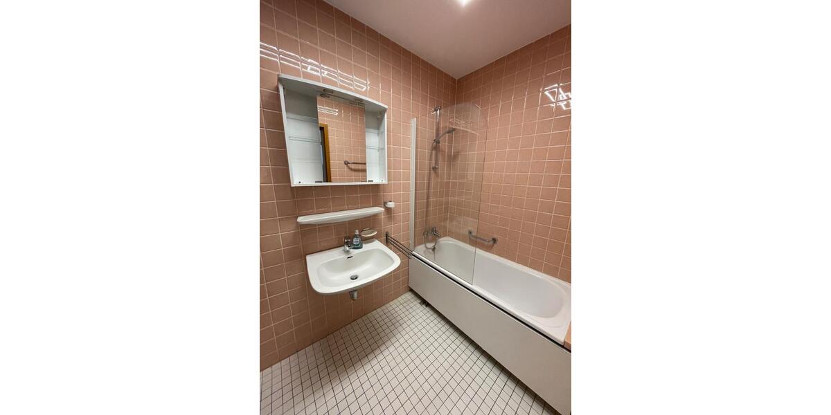 Etagenwohnung Saarbrücken Kieselhumes - 1 Zimmer, 36 m&sup2;, 540&euro; | Angebot:25944441