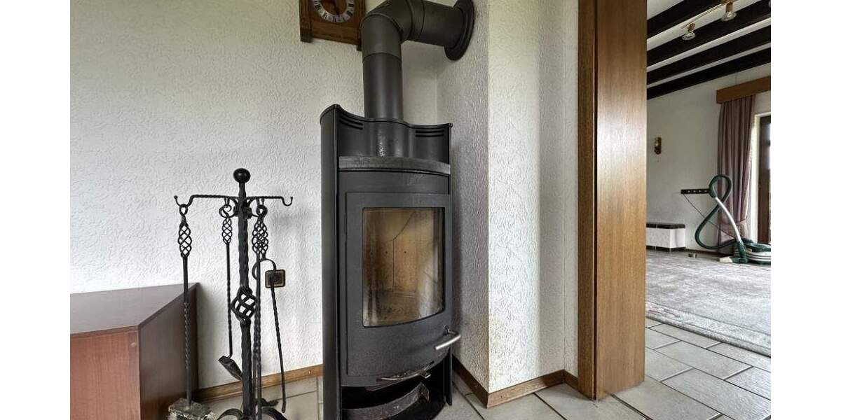 Mehrfamilienhaus, Wohnhaus Merzalben - 8 Zimmer, 255 m&sup2;, 239.000&euro; | Angebot:25821371