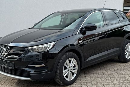 Opel Grandland (X) 67.159 km 14.999 &euro; CLAUSEN 66978