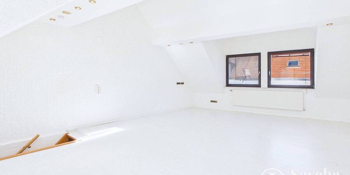 Zentrales Reihenmittelhaus mit zwei Wohneinheiten in St. Ingbert für Eigennutzer und Kapitalanleger - Reihenmittelhaus Sankt Ingbert St. Ingbert | Angebot:26247879