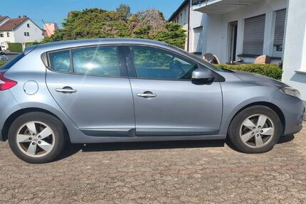 Renault Megane 182.587 km 4.500 &euro; Schiffweiler 66578