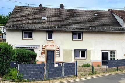 Haus Nanzdietschweiler - 7 Zimmer, 183 m&sup2;, 99.000&euro; | Angebot:26219796