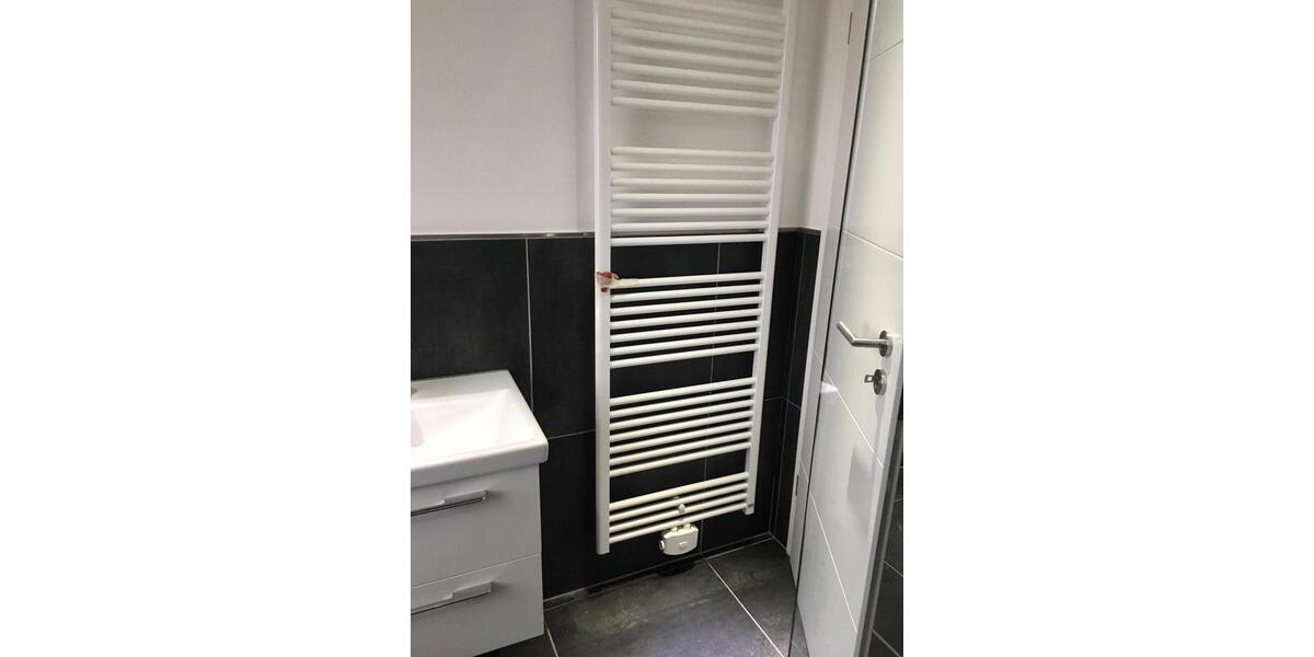 Etagenwohnung Schiffweiler - 3 Zimmer, 93 m&sup2;, 750&euro; | Angebot:25757326