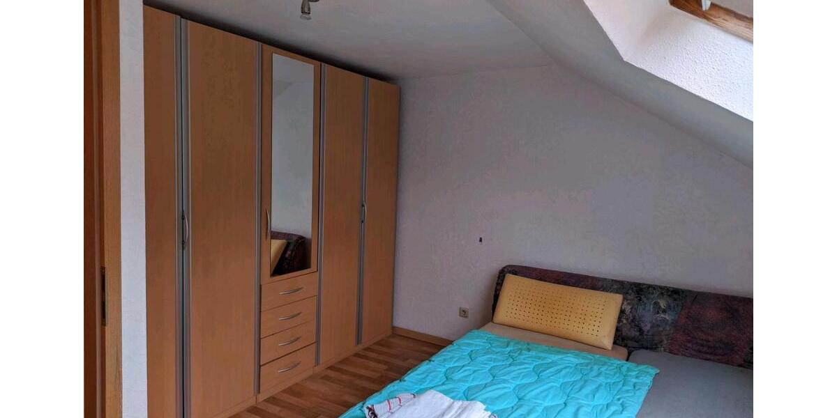 Dachgeschoßwohnung Marpingen - 3 Zimmer, 76 m&sup2;, 650&euro; | Angebot:25236903
