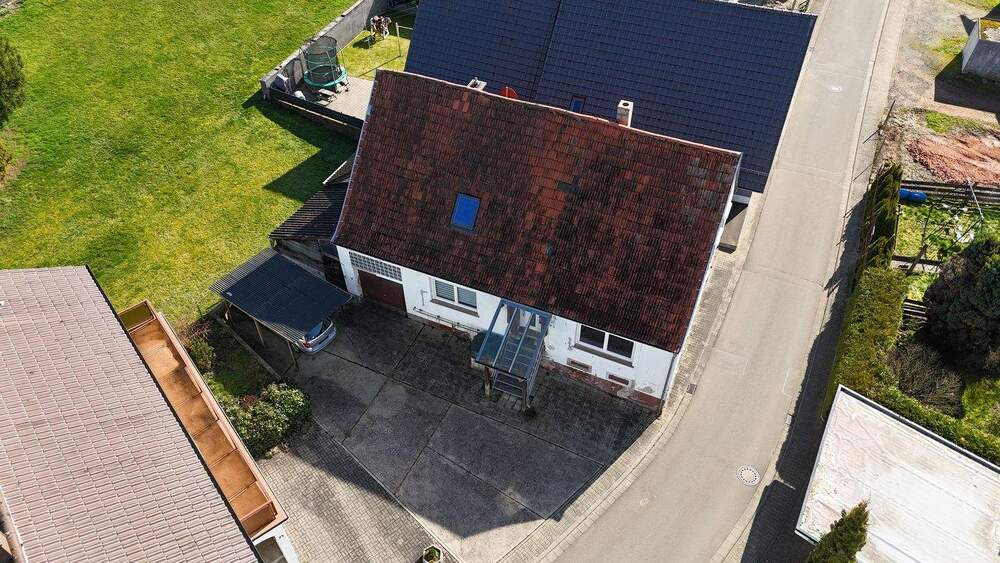 Einfamilienhaus Erzenhausen - 5 Zimmer, 125 m&sup2;, 189.000&euro; | Angebot:25689463