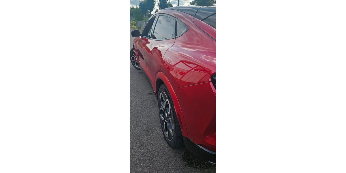 Ford Mustang Mach-E 32.500 km 37.000 &euro; Saarbrücken 66125