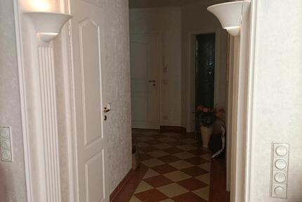 Wohnung Sankt Ingbert - 2 Zimmer, 75 m&sup2;, 230.000&euro; | Angebot:27487086