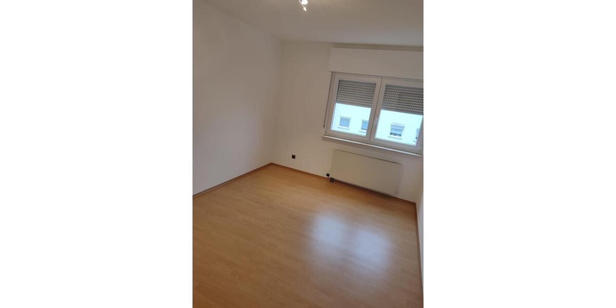 Einfamilienhaus Waldmohr - 5 Zimmer, 143 m&sup2;, 1.400&euro; | Angebot:26583311