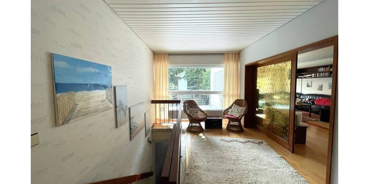 Einfamilienhaus Sankt Ingbert Rohrbach - 9 Zimmer, 275 m&sup2;, 366.000&euro; | Angebot:25735415