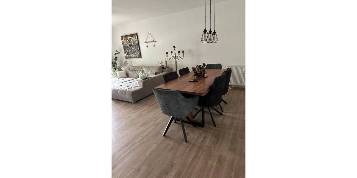 Etagenwohnung Riegelsberg Überhofen - 3 Zimmer, 83 m&sup2;, 680&euro; | Angebot:25909023